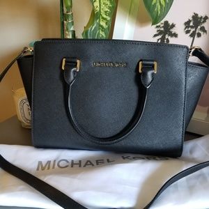 Michael Kors Selma medium satchel